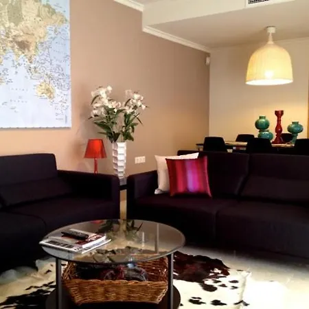 Βίλα Rainbow Coll Verd