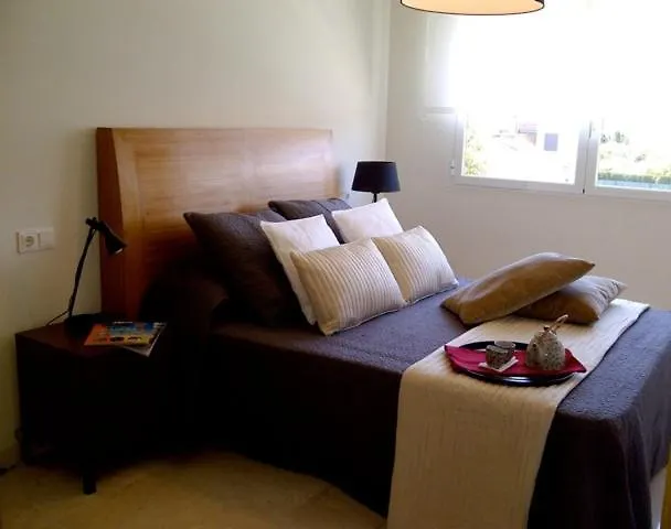 Rainbow Coll Verd Βίλα *